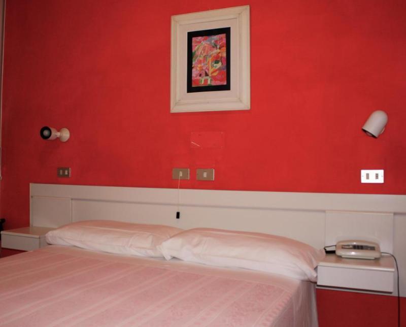 Albergo Villa Dionori Chianciano Terme Esterno foto