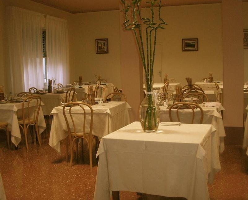 Albergo Villa Dionori Chianciano Terme Esterno foto
